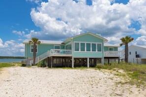 Front of property - Crazy Crab (Gulf Shores)