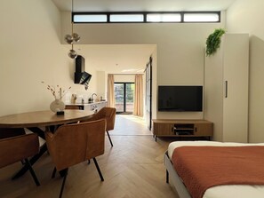 1 Schlafzimmer, Bügeleisen/Bügelbrett, WLAN, Bettwäsche