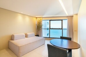 Suíte superluxo | Vista para praia/oceano