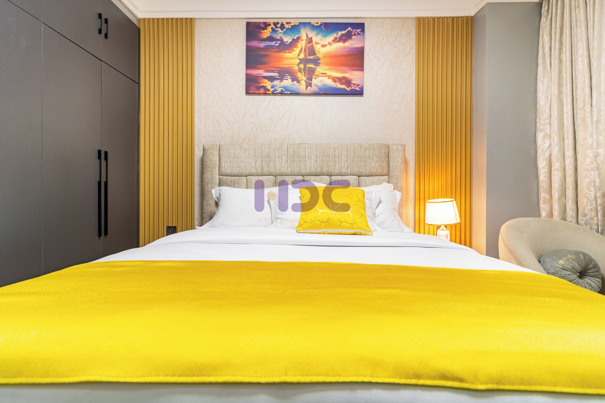 1 chambre, fer et planche à repasser, accès Internet, draps fournis