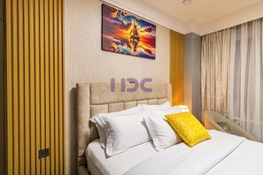 1 bedroom, iron/ironing board, internet, bed sheets