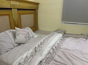 Talo, 1 makuuhuone, parveke, näköala puutarhaan | 1 makuuhuone