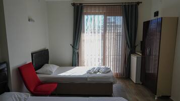 Standard Triple Room | Free WiFi, bed sheets