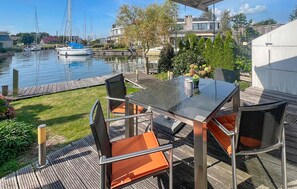 Outdoor dining - 3 bedroom cozy home in Lemmer (Lemmer)