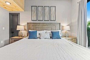 3 chambres, fer et planche à repasser, Wi-Fi, draps fournis