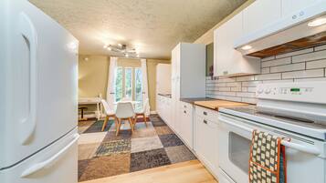 Apartment (1 Bedroom) | Interior