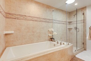Interior - Chic Coastal Home w/ Outdoor Oasis in Oxnard! (Oxnard)