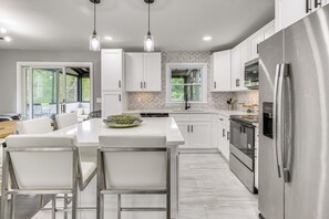 House (4 Bedrooms) | Interior - 3 Mi to Main St: Modern New Paltz Home (New Paltz)