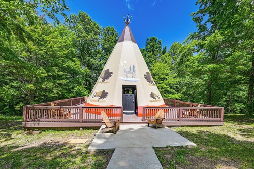 5 Mi to Mammoth Cave NP: Teepee Studio Escape