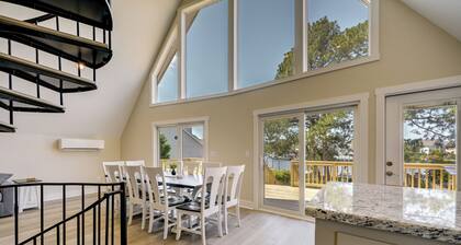 Private Dock & Beach Access: Outer Banks Area Home