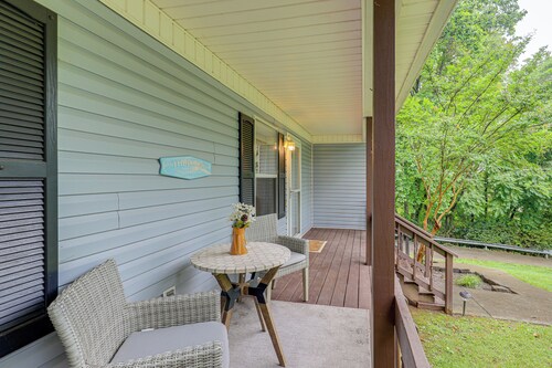 3 Mi to Cherokee Reservoir: Blue Haven Bungalow