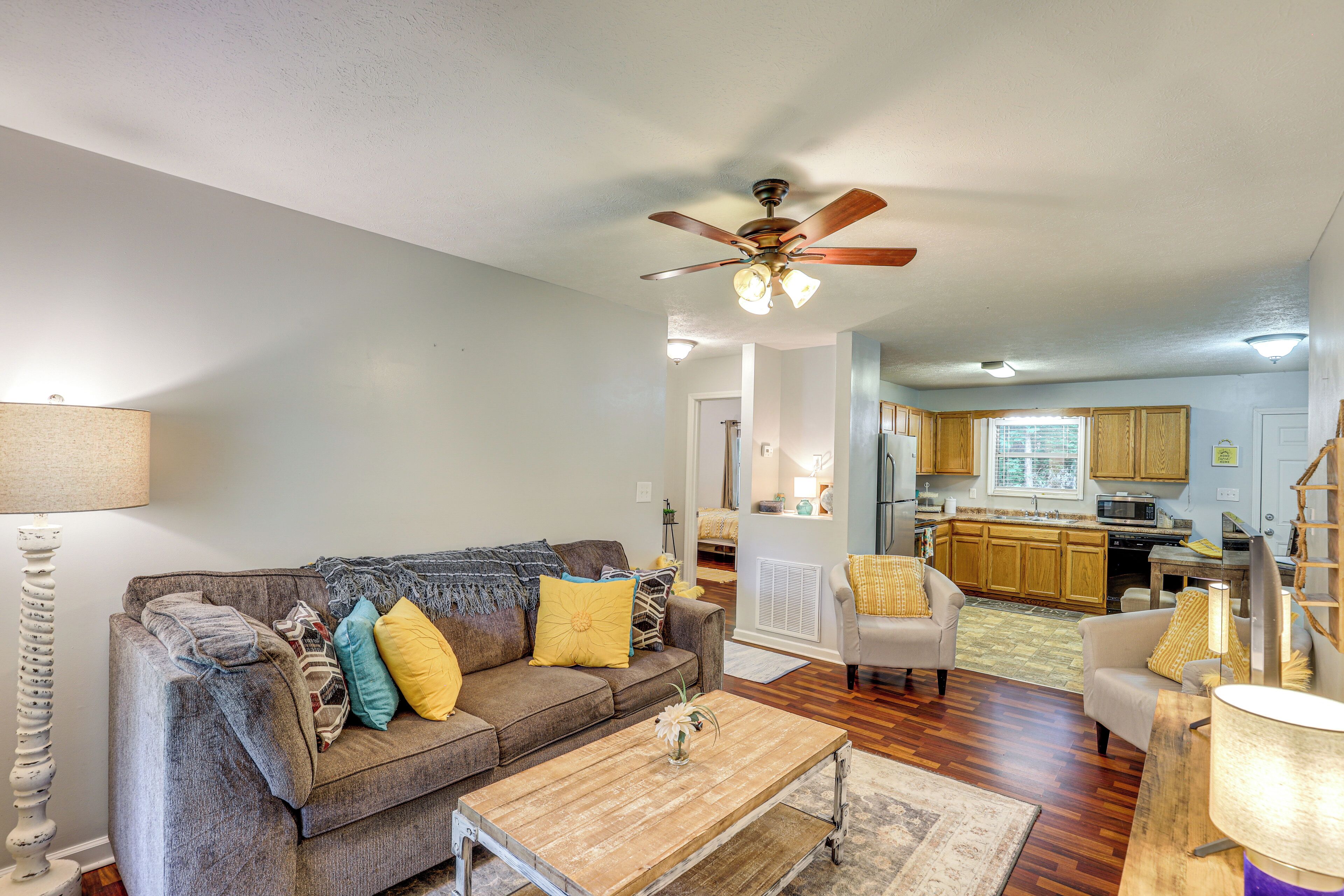House (2 Bedrooms) | Interior