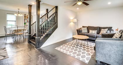 Ski, Hike & Fish: Pet-friendly Home in Saylorsburg