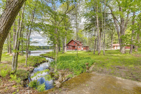 Hatfield Family Home On Lake Arbutus: Boat & Hike - Black River Falls, WI