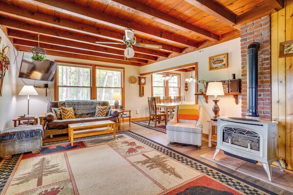 House (3 Bedrooms) | Interior