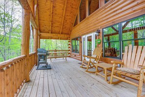 House (3 Bedrooms) | Interior - 15 Mi to Hocking Hills: Secluded Cabin w/ Hot Tub (Logan)