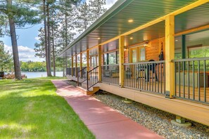 Interior - Gorgeous Lake Arbutus Getaway w/ Dock & Boat House (Neillsville)