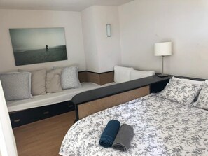 1 habitación, tabla de planchar con plancha y acceso a internet