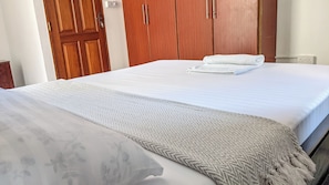 Apartamento, 3 quartos, sacada, vista para a cidade | 3 quartos