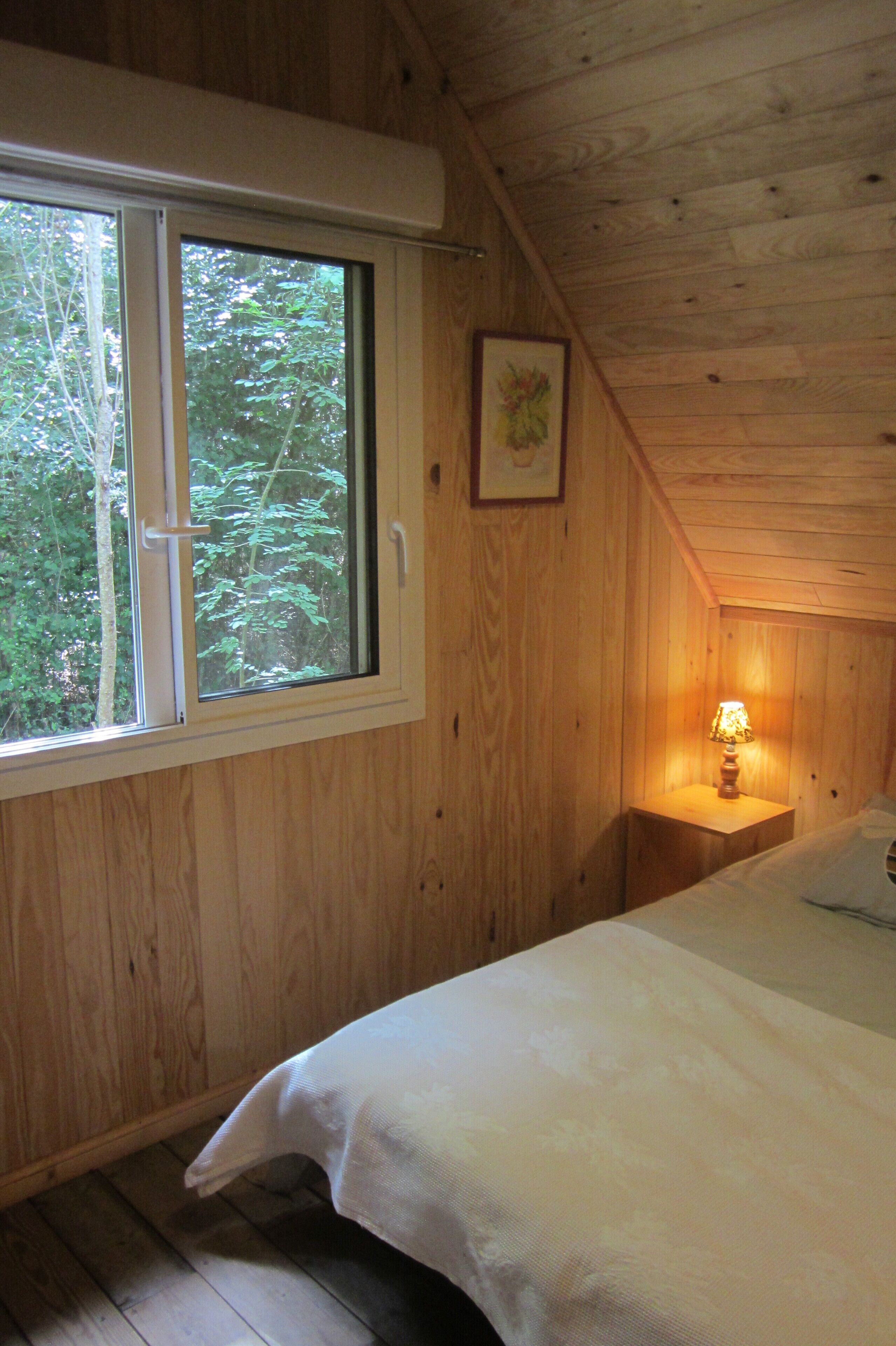 2 間睡房、床單