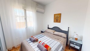 3 bedrooms, free WiFi, bed sheets