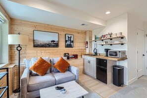 TV, offices