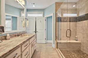 Shower, towels