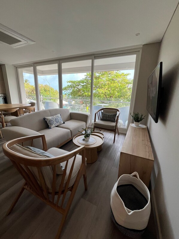 Comfort appartement, balkon | Woonruimte