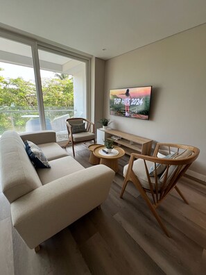 Comfort appartement, balkon | Woonruimte