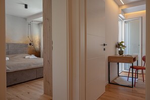 2 chambres, fer et planche à repasser, Wi-Fi, draps fournis