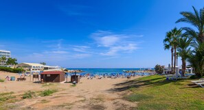 Villa - Pernera Blue Villa in Protaras (Paralimni)