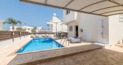 Villa Amesta in Protaras