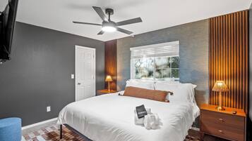 3 bedrooms, iron/ironing board, free WiFi, bed sheets