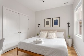 3 bedrooms, desk, iron/ironing board, travel cot