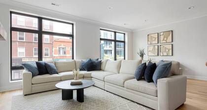 The Prestige: Designer 3BR/2BA in Prime Location
