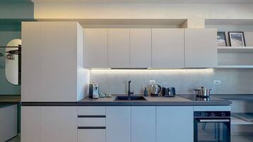 Ofen, Herdplatte, Geschirrspüler