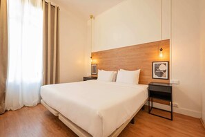 2 Schlafzimmer, Schreibtisch, Bügeleisen/Bügelbrett, kostenloses WLAN