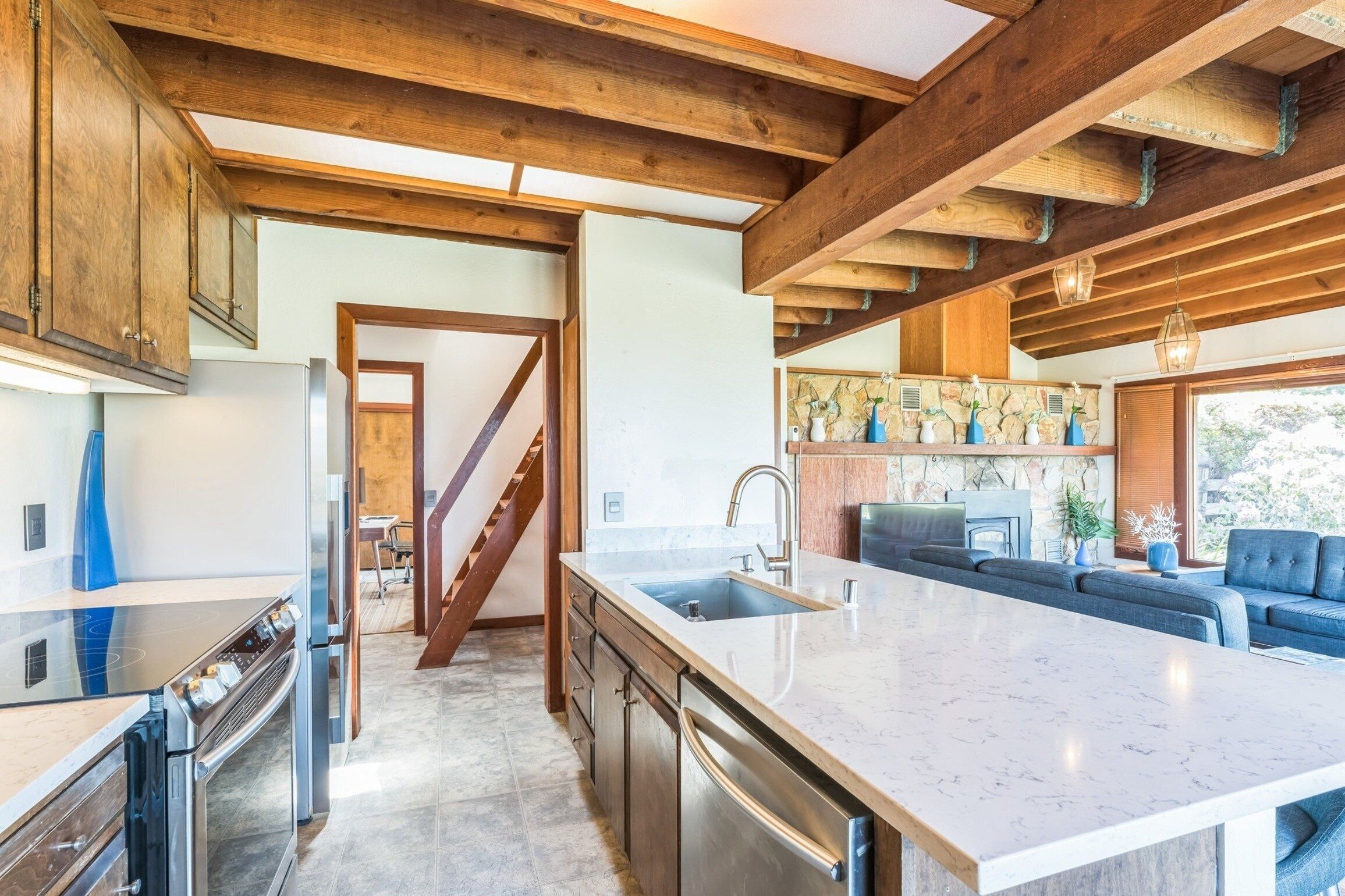 Cottage, 1 Bedroom | Private kitchen | Fridge, oven, coffee/tea maker, toaster