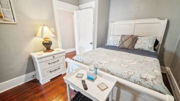 2 habitaciones y espacio para trabajar con laptop