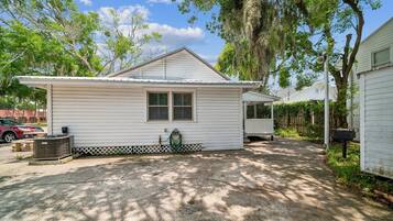 Sumarhús - 2 svefnherbergi | Fyrir utan