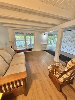 Villa, 4 Bedrooms | Living area