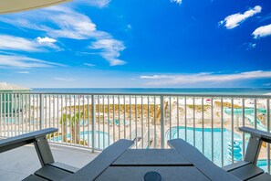 Condo, 3 Bedrooms | Property grounds