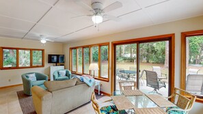 Maison, 3 chambres | Intérieur