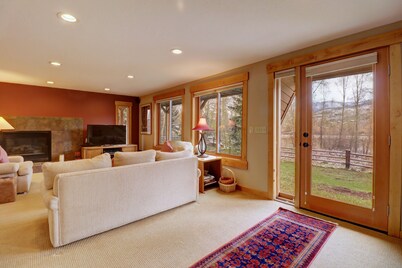 1250 Willow Grove 3 Bedroom Townhouse