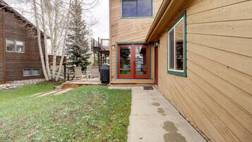 Townhome, 3 Bedrooms | Exterior detail