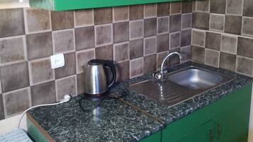 Deluxe Double Room | Private kitchen