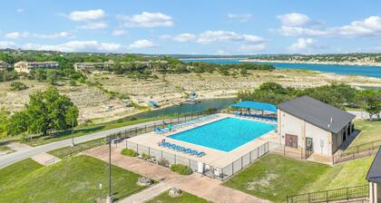 Point Venture Resort Condo w/ Community Pool, Pickleball, Fire Pit & Lake