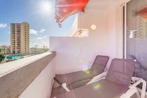 Property grounds - 2BR Azahara Dream - Pool & Seaviews (Arona)