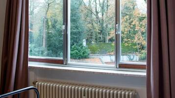 2 slaapkamers, een bureau, gratis wifi, beddengoed