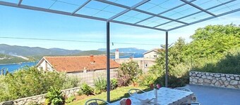 Apartments Sea Sky View / 1 Apartment – Sea Garden Retreat